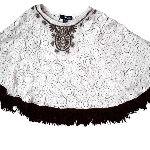 Ivory Crochet Beaded Fringe Poncho Top - Picture 7 of 10